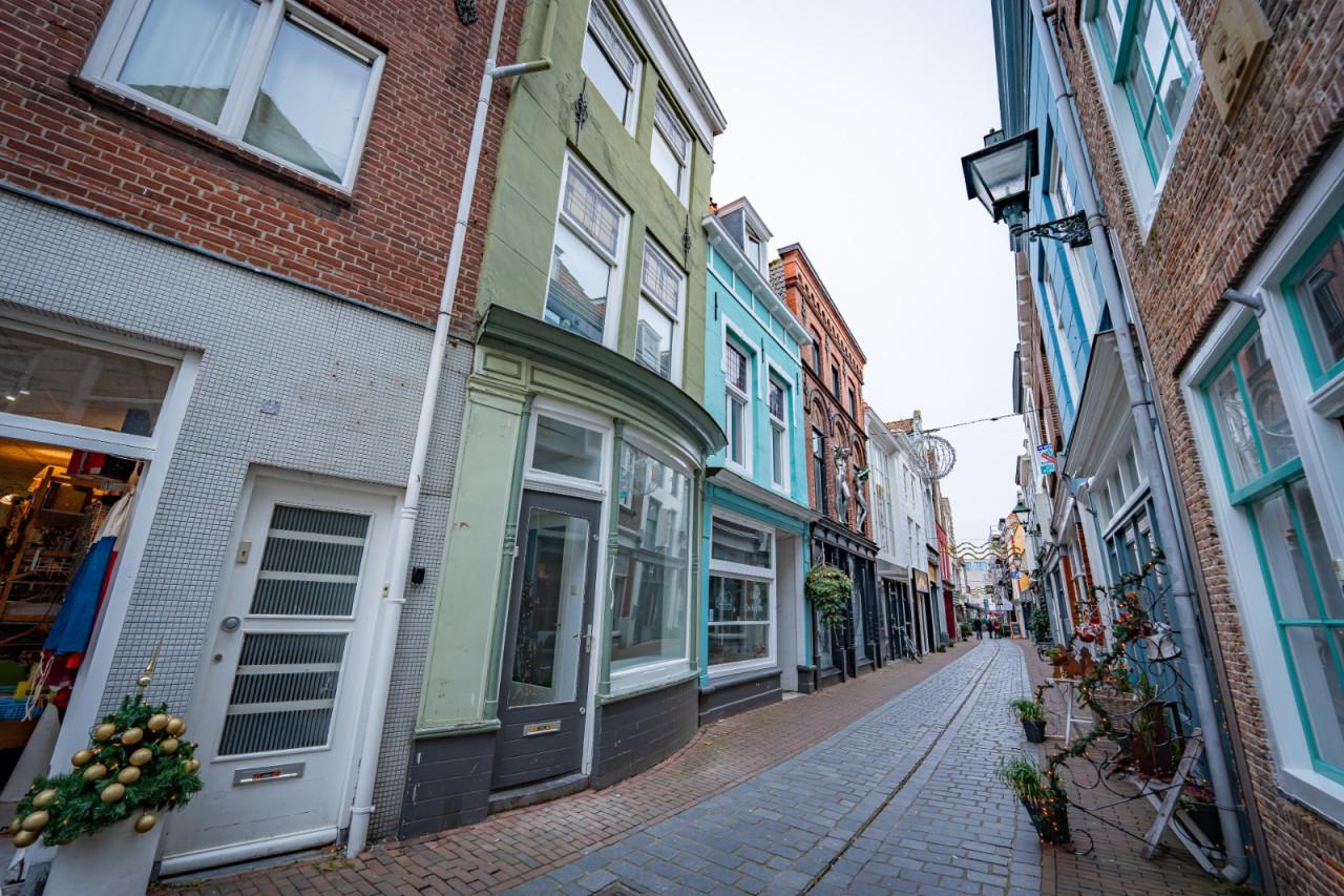 Te huur: Winkelruimte in hartje binnenstad Vlissingen – Sint Jacobsstraat 5