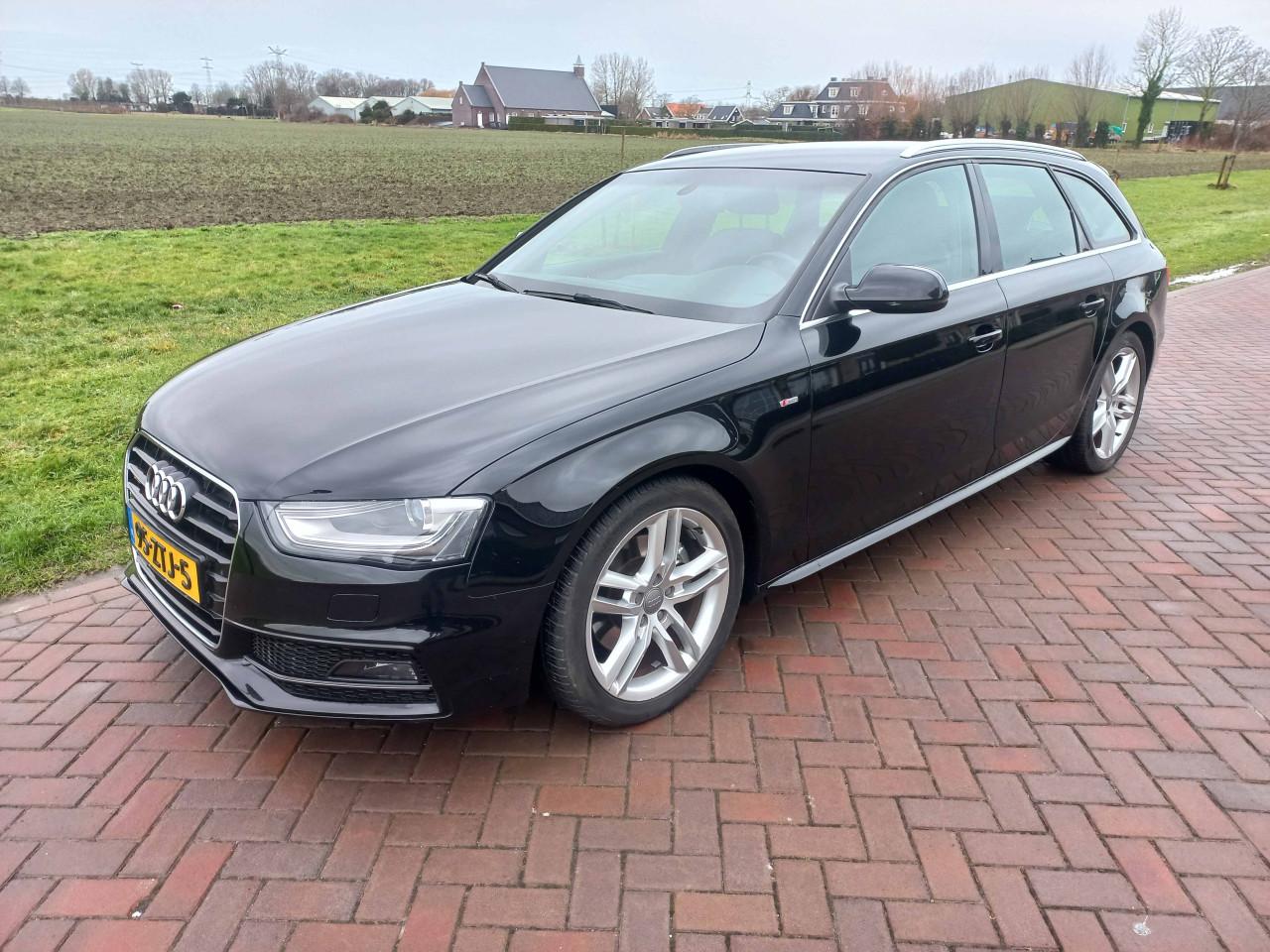 Audi A4 1.8 Tfsi 88kW/120 pk 2013 Zwart