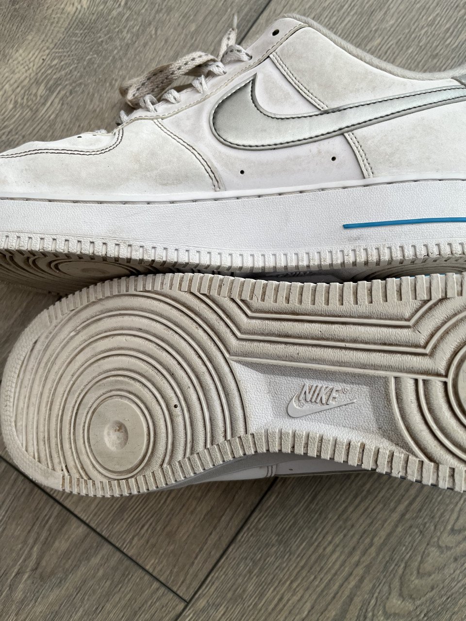 Nike air sneakers