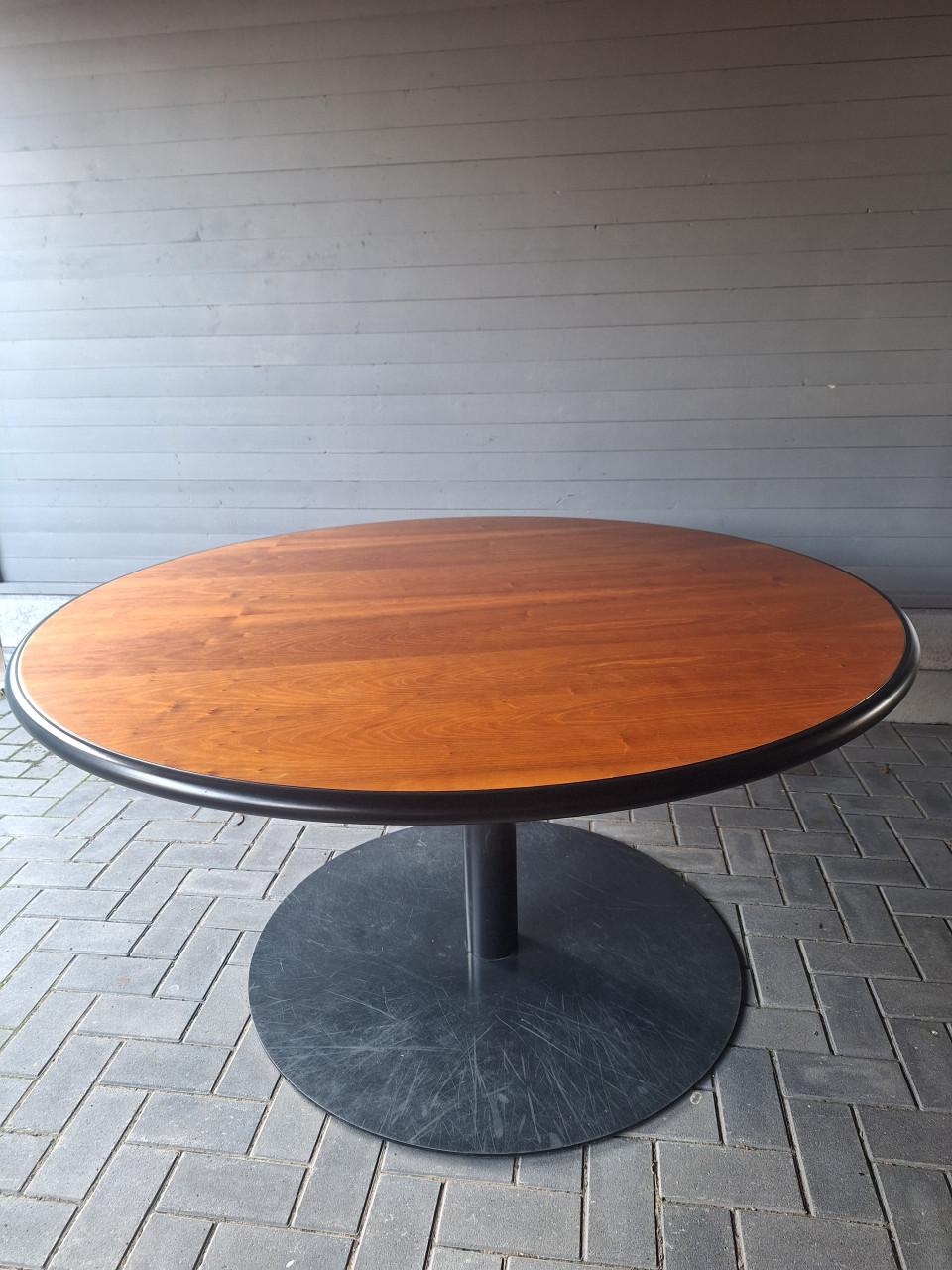Ronde eettafel, kersenhout