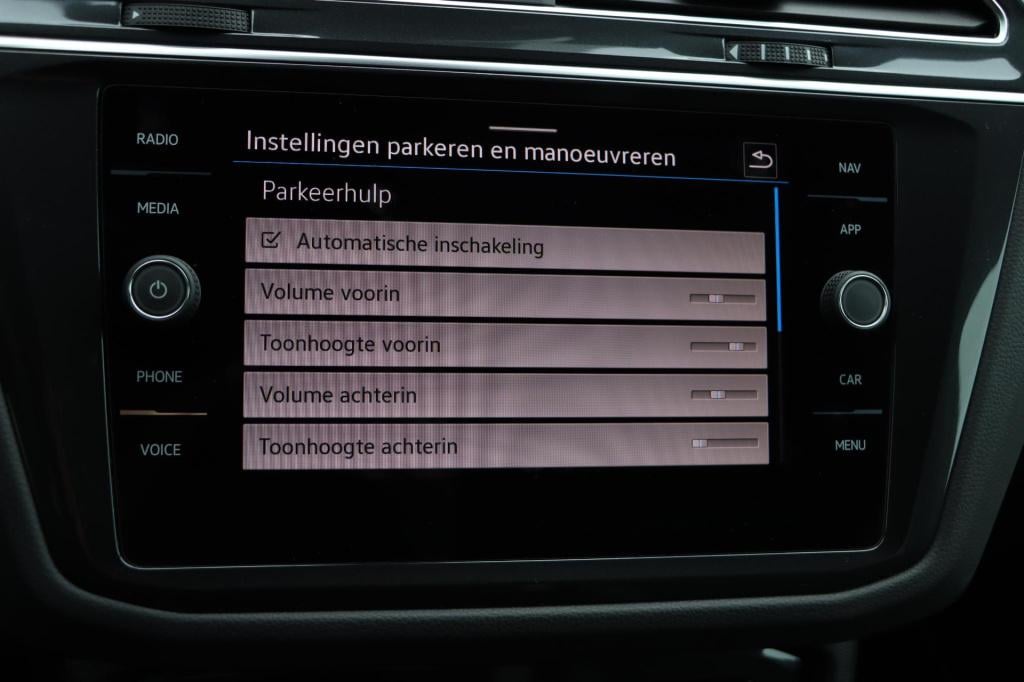 Volkswagen Tiguan 1.4 tsi ehybrid r-line business 245pk dsg6 | soh 98,6% |