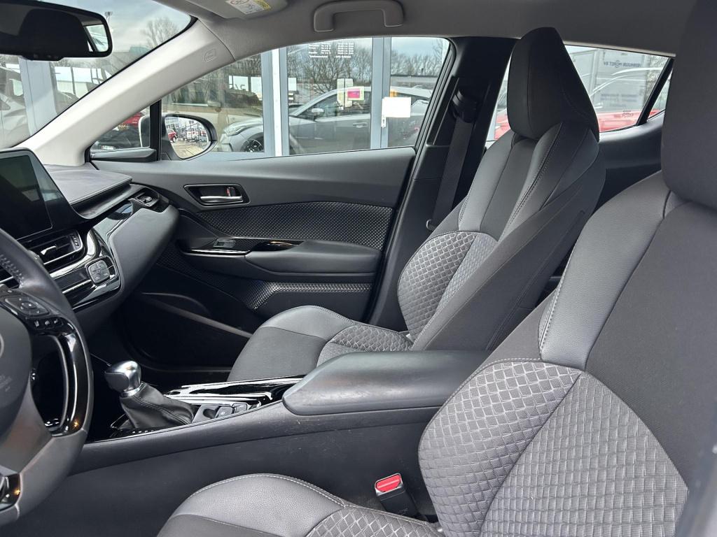 Toyota C-hr 1.8 hybrid dynamic automaat|trekhaak