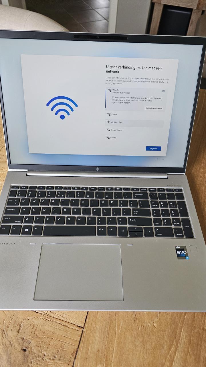 HP EliteBook 860 G10 - 96Z17ET QWERTY | I5 ultra |16| 512