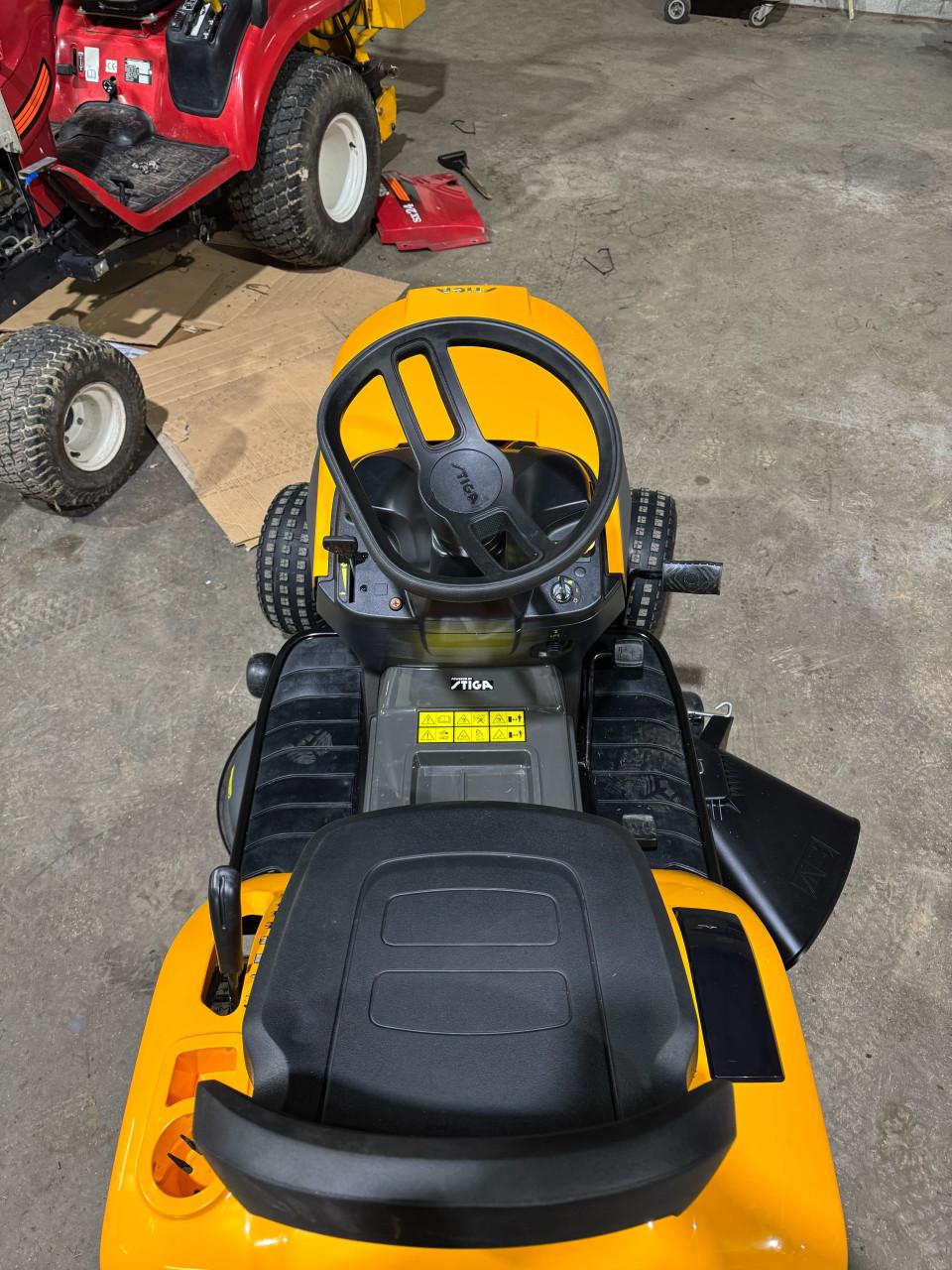 Stiga Tornado 2098H zitmaaier