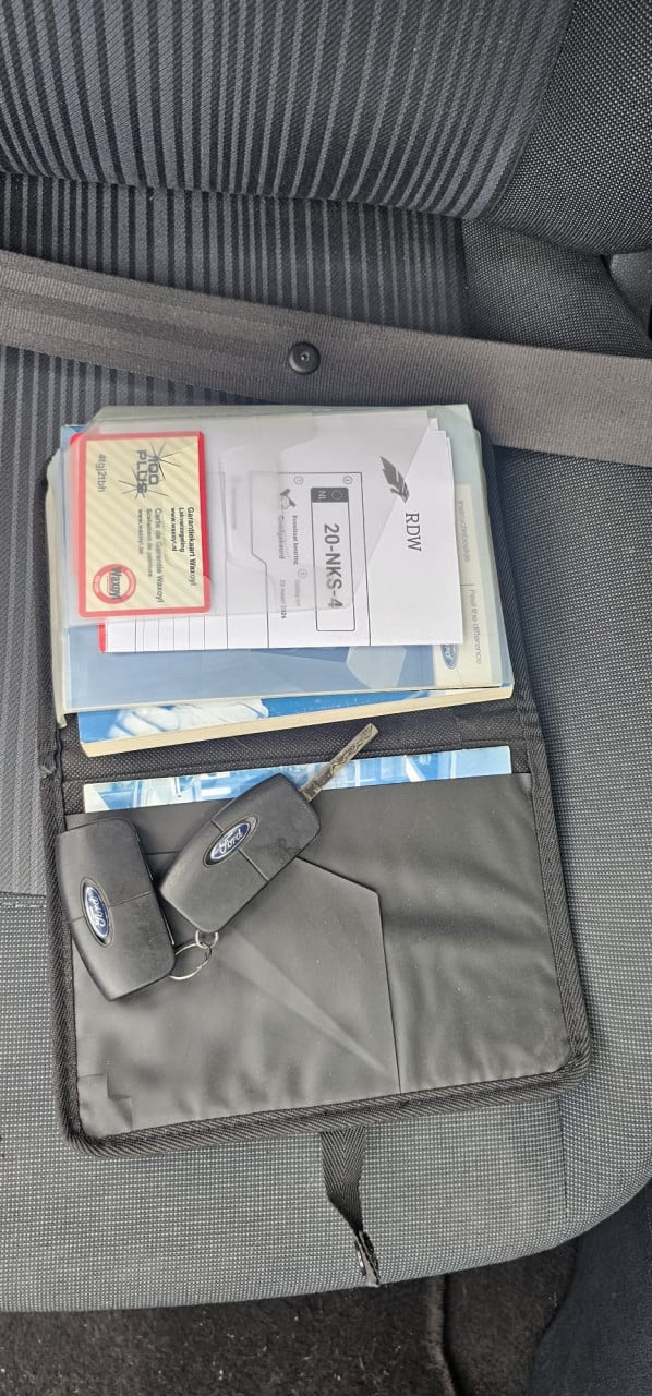 TE KOOP FORD FIESTA 1.25 LIMITED EURO 5 ZUINIGHEIDSLABEL B
