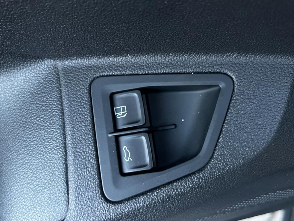 Volkswagen Touareg 3.0 tsi r ehybrid 4motion 462 pk, panodak, leer, luchtve