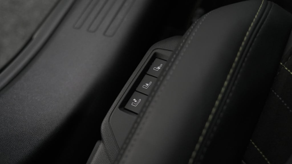 Peugeot 2008 puretech 130 eat8 gt | 360 camera | adaptieve cruise control |