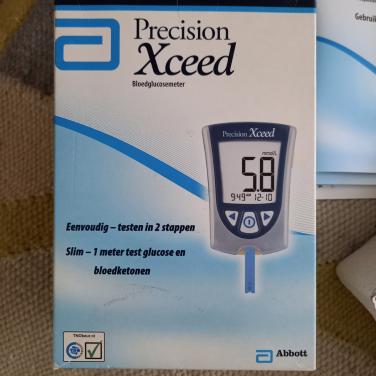 Bloedglucosemeter Xceed abbot