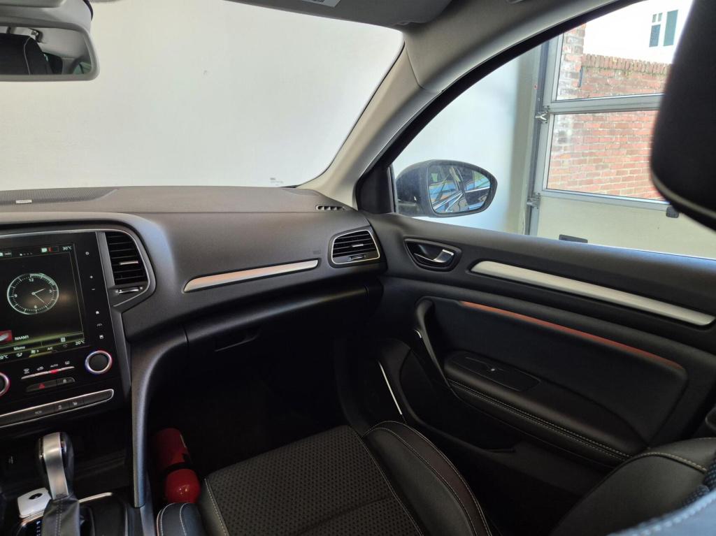 Renault Megane 1.3 tce bose / automaat / achteruitrijcamera