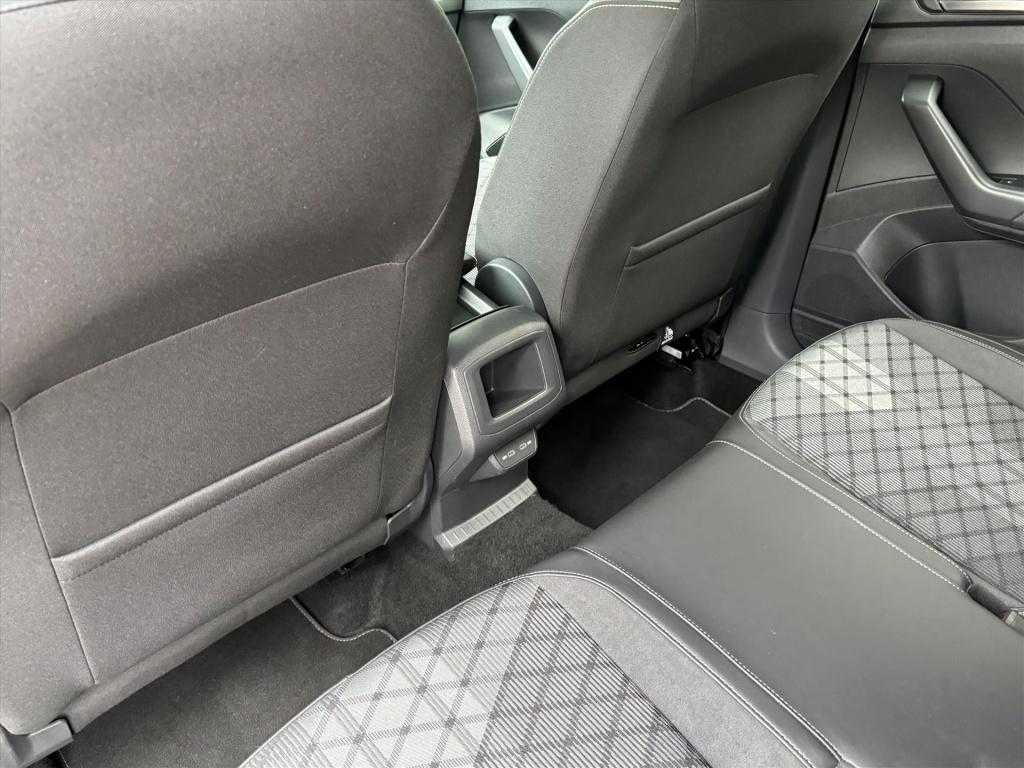 Volkswagen T-cross 1.5 tsi 150pk dsg-7 r-line| trekhaak|navi| |camera| led 