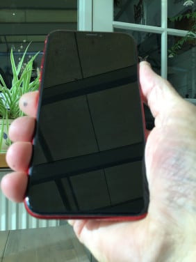 IPhone 8 Xr. 64 gb. Batterij 94%. Onbeschadigd. Werkt prima.
