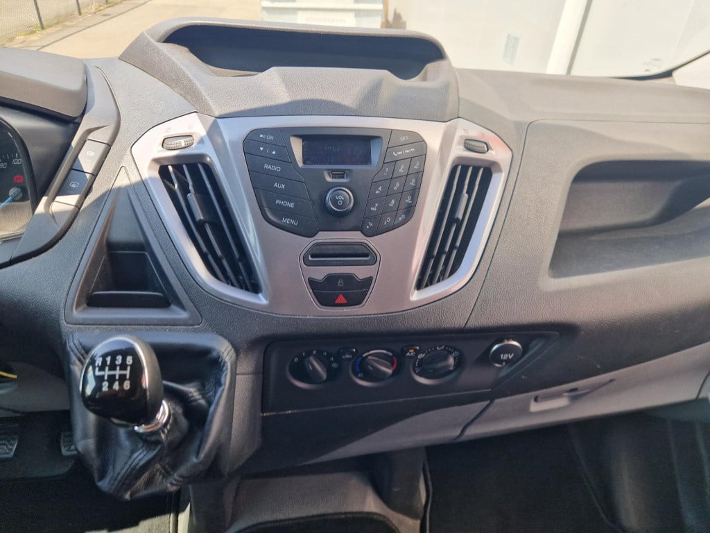 Ford Transit Custom 290 2.2 tdci l2h1 ambiente dc in zeer goede staat met n