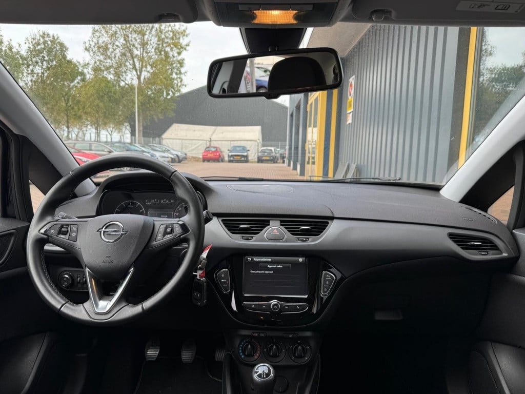 Opel Corsa 1.4 favourite