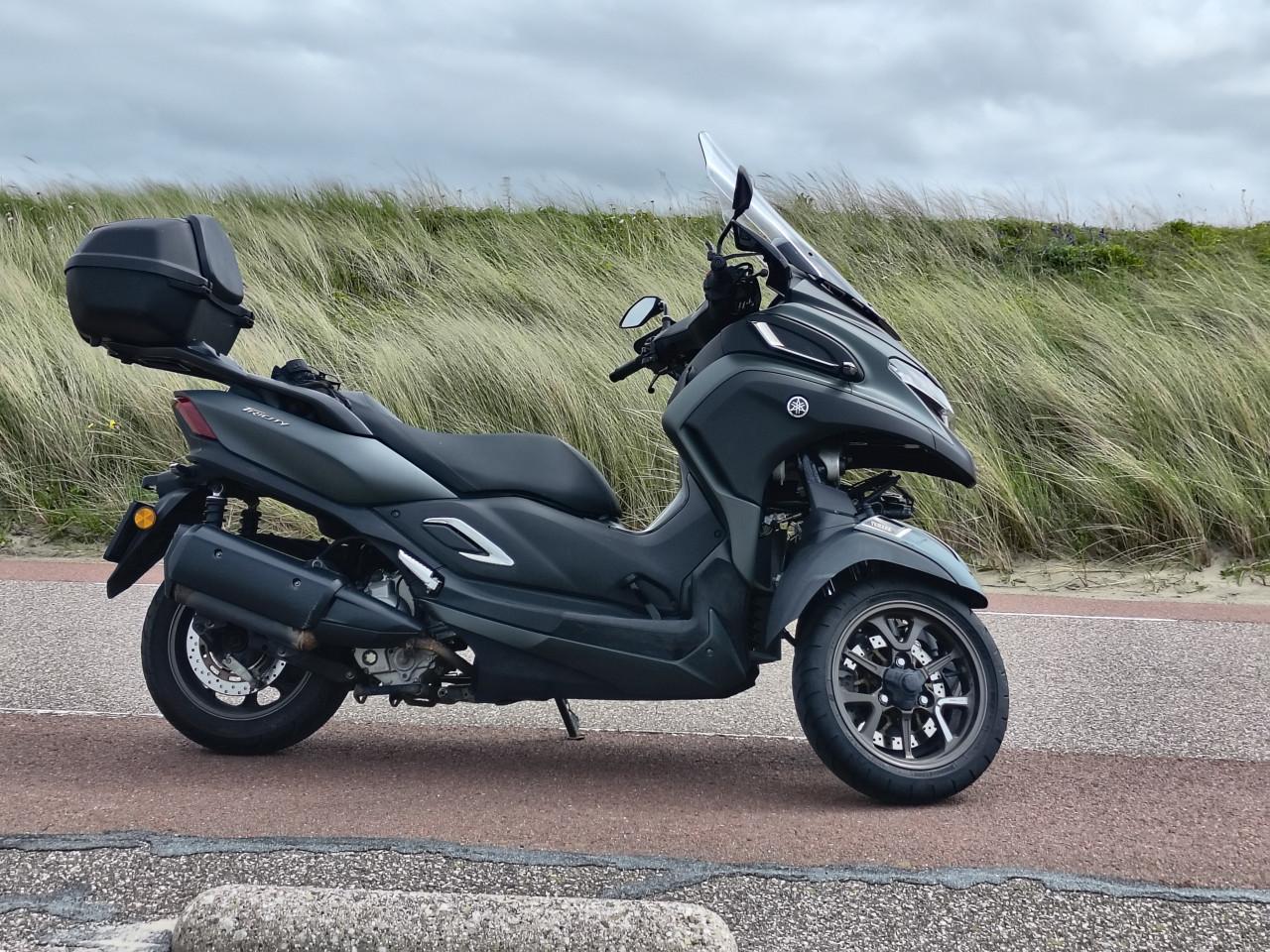 Yamaha tricity 300