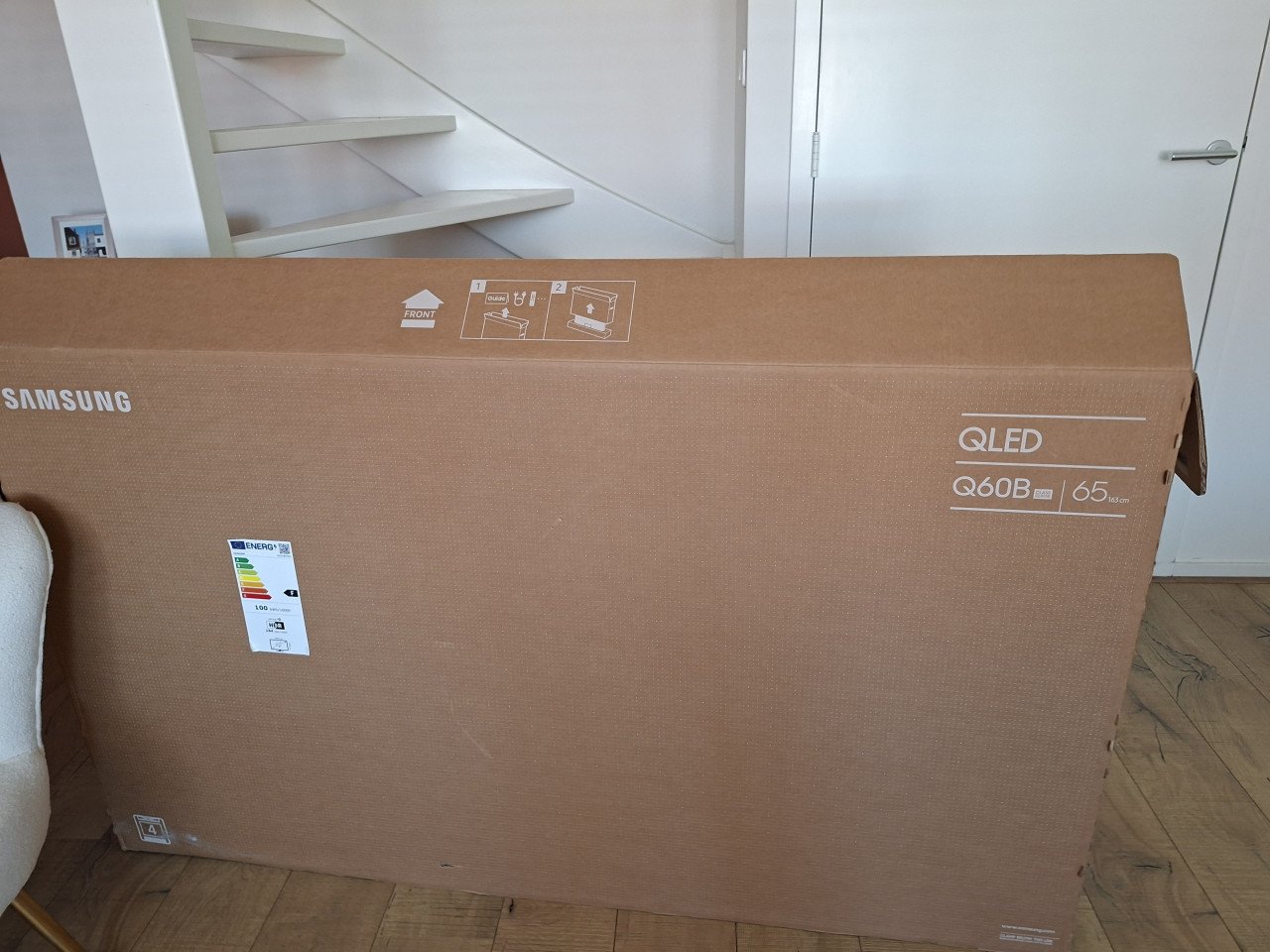 Samsung QLED tv 65Q64B – 65 inch – Amper gebruikt – Met doos