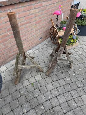 2 palen voor vogelhuisje