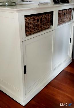 GRATIS halkast met 2 manden en schuifdeuren