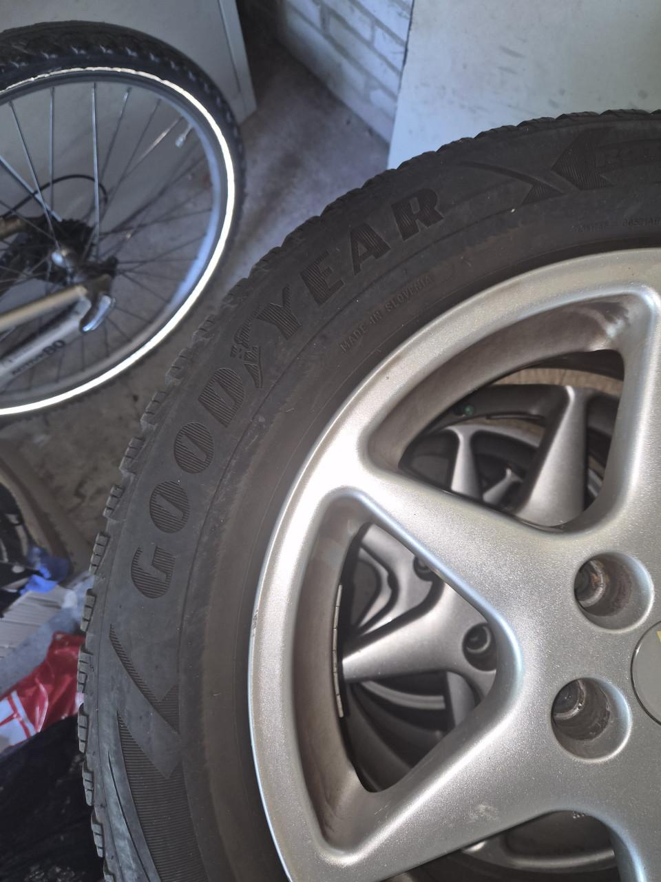 Winterbanden 4 stuks Peugot 407 te koop