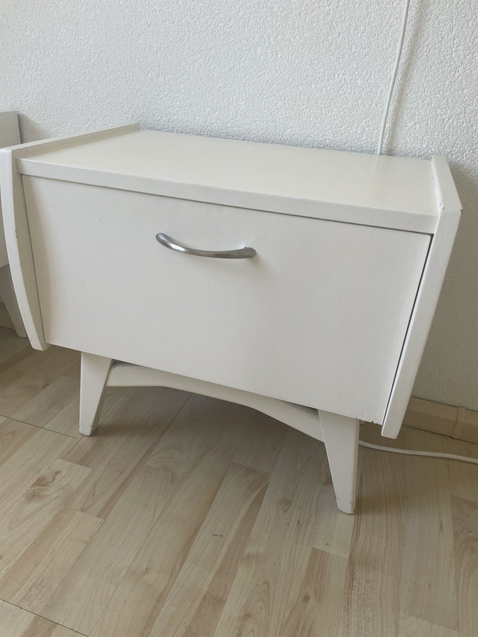 2 Nachtkastjes Of leuk lief set witte kastjes