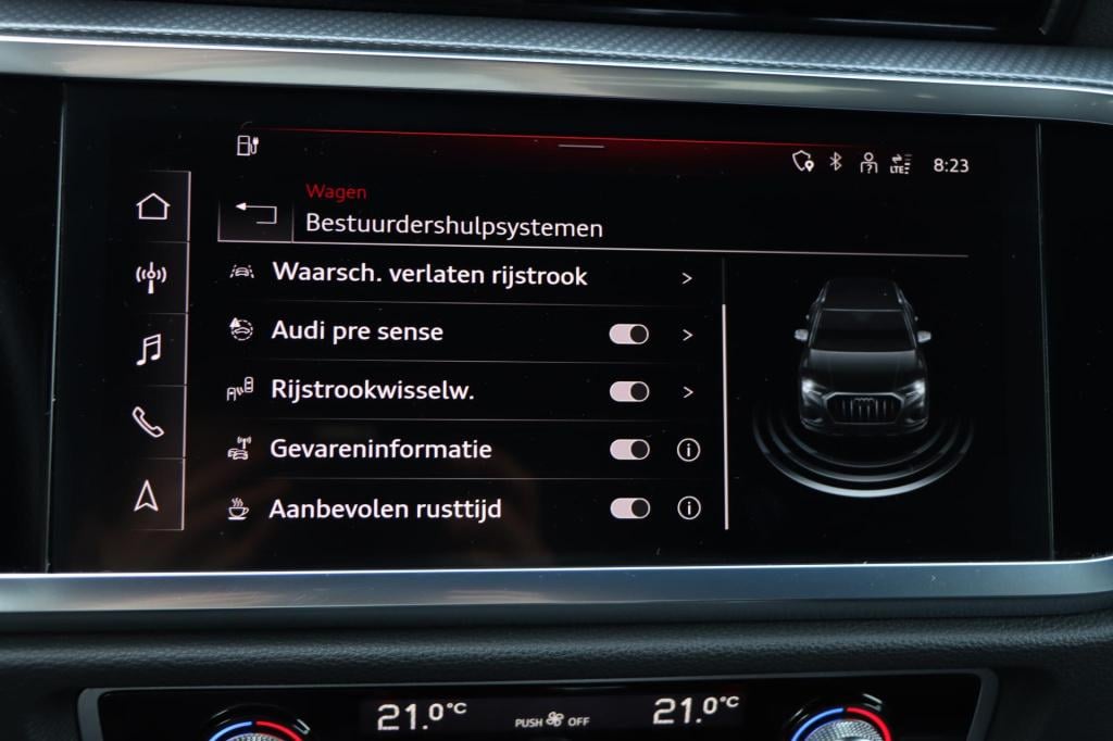 Audi Q3 45 tfsi e s edition 245pk s tronic | soh 99,7% |