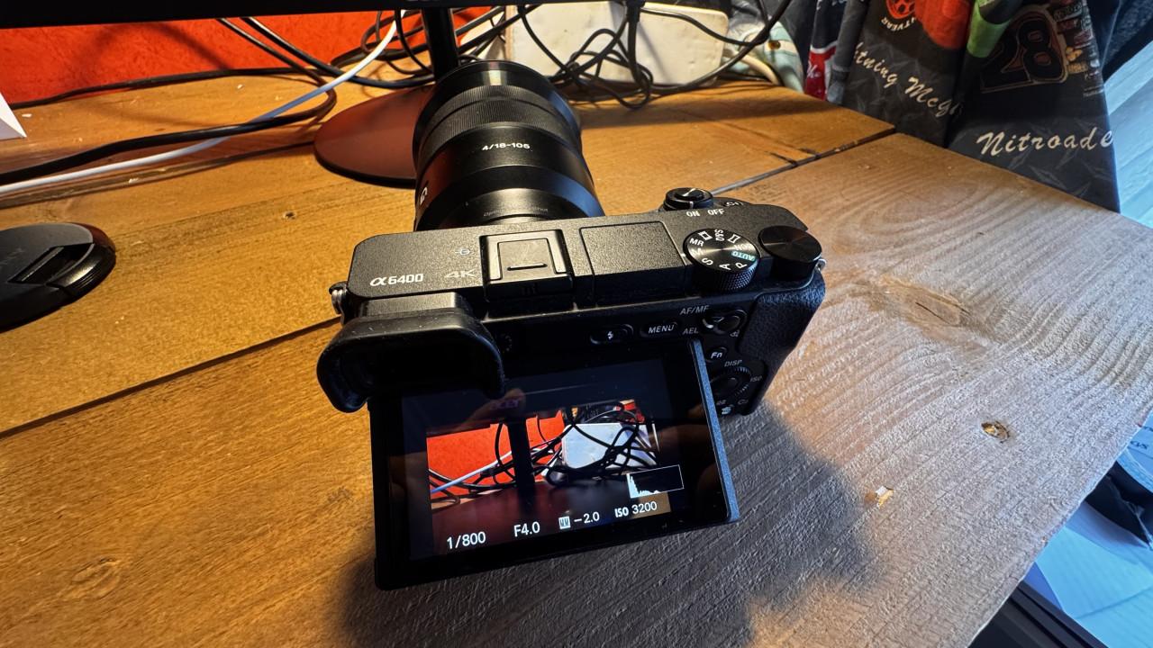 Sony A6400 set + 2 lenzen (8451 clicks) Alleen vandaag €850!