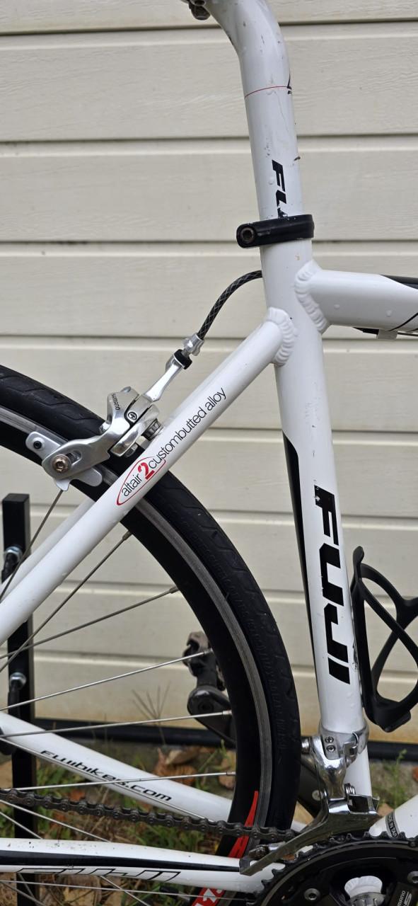 Fuji Roubaix 1.0 – Shimano 105 – maat 52