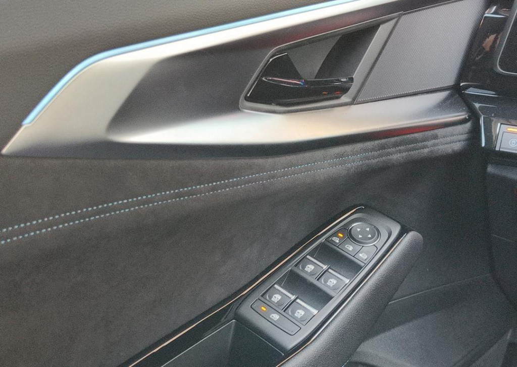 Renault Espace e-tech full hybrid 200 esprit alpine 7p.