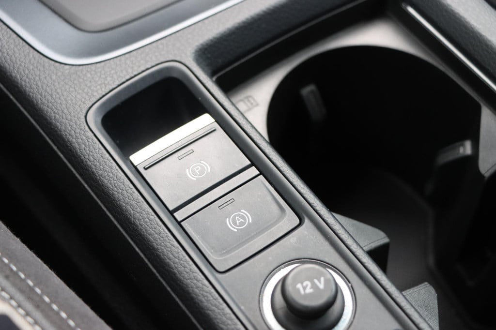 Audi Q3 35 tfsi s line s-tronic