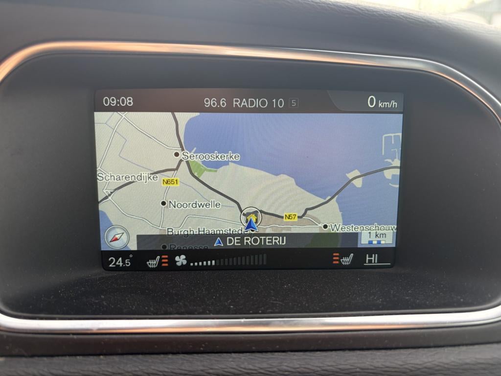 Volvo V40 cross country 2.0 t4 summum automaat | leer | trekhaak | styling 