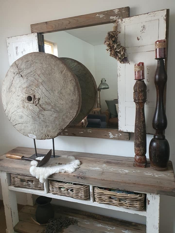 DIVERSE MODELLEN SPIEGELS, MAAR OOK KASTEN, BANKEN, OLD WOOD ITEMS KIJKT U