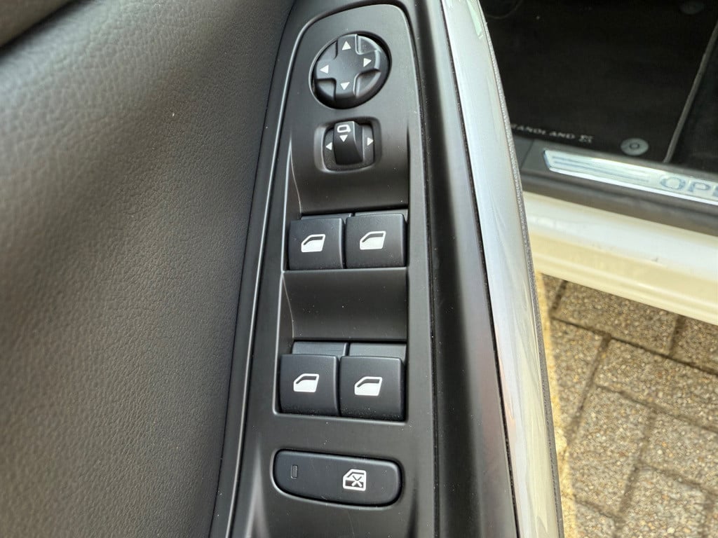 Opel Grandland X 1.2 turbo ultimate
