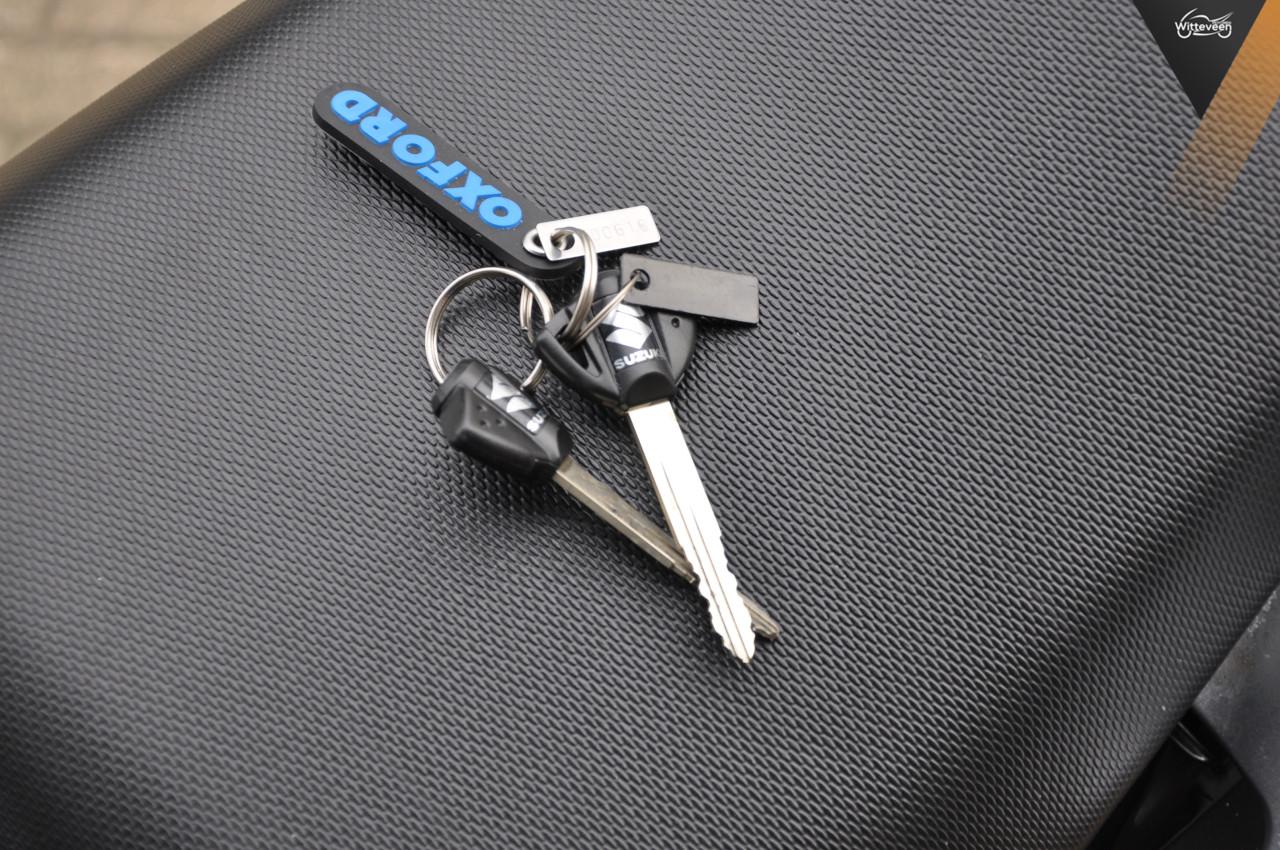 Suzuki DL 250 a V-Strom ABS  6500 km!