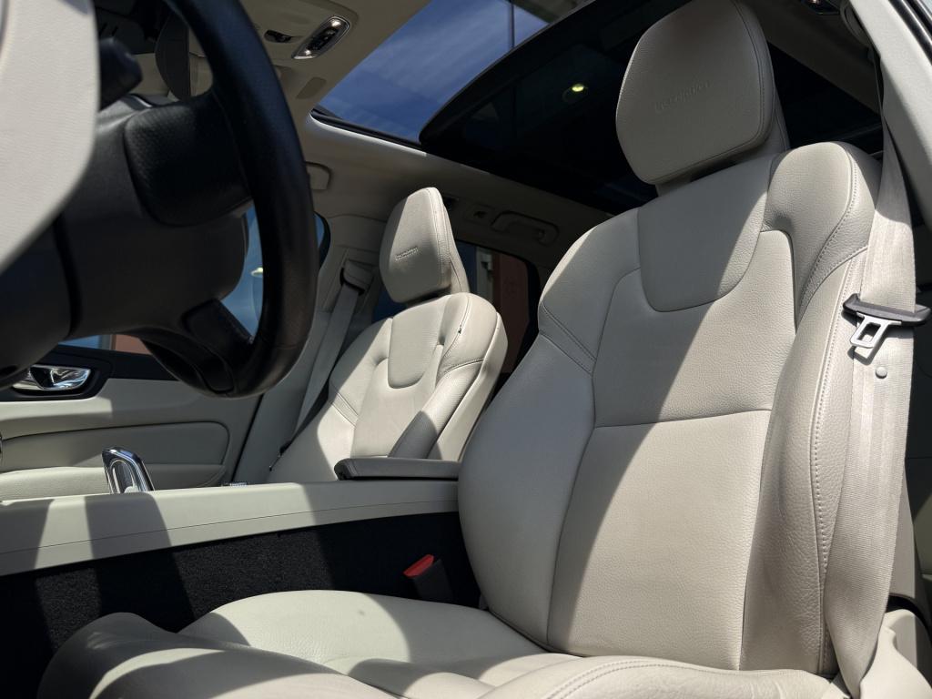 Volvo XC60 2.0 t8 twin engine awd inscription | harman kardon | pano. | ele