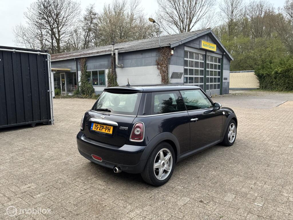 Mini 1.6 Cooper Chili Airco Navi kmst170.254 Nap BJ2008