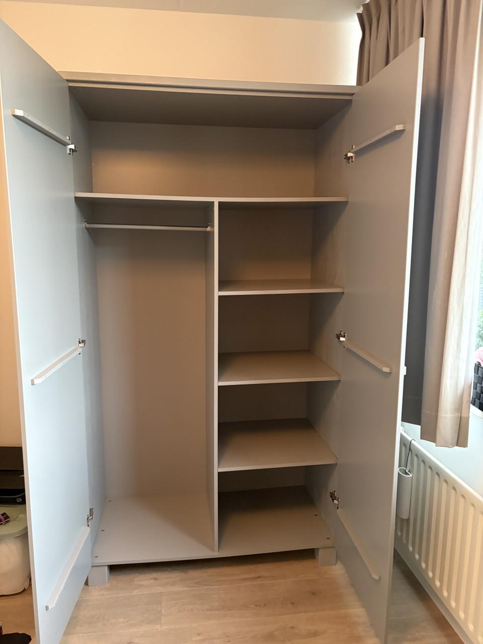 Woood Dennis kledingkast