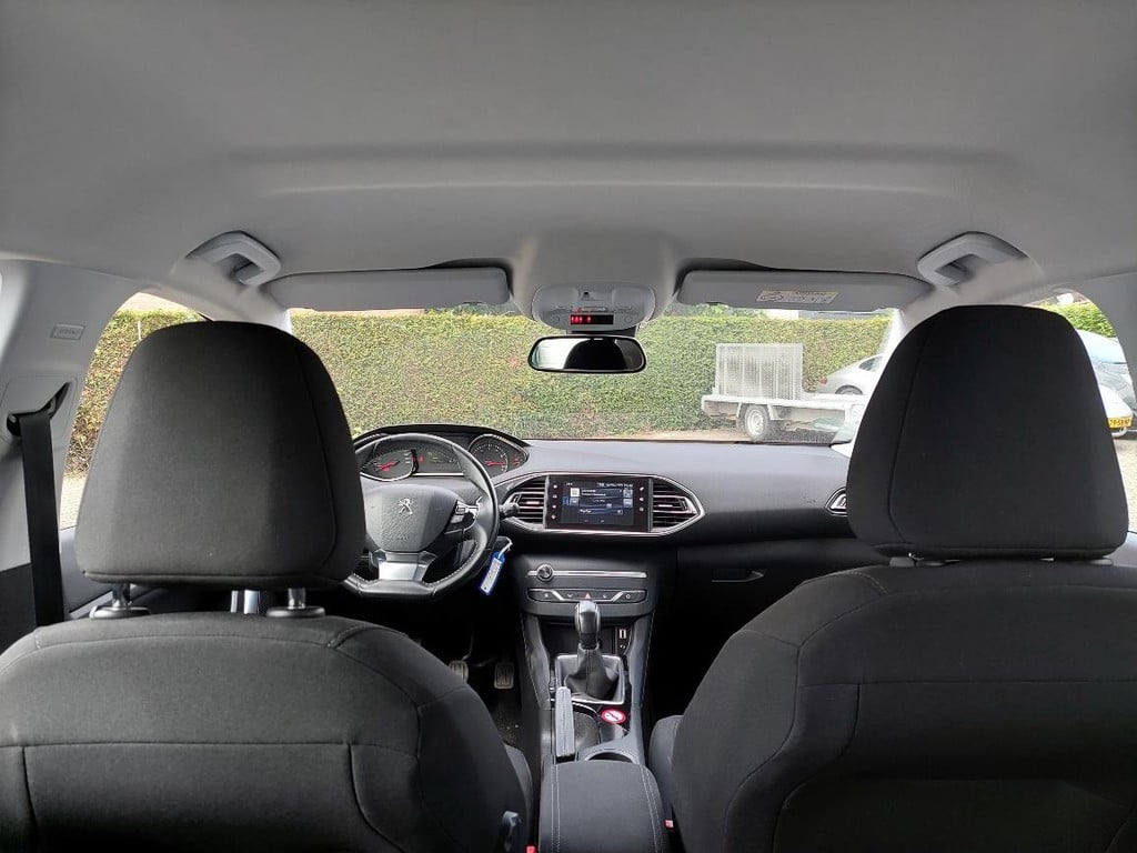 Peugeot 308 1.2 puretech active | navi | park.sens | climate control