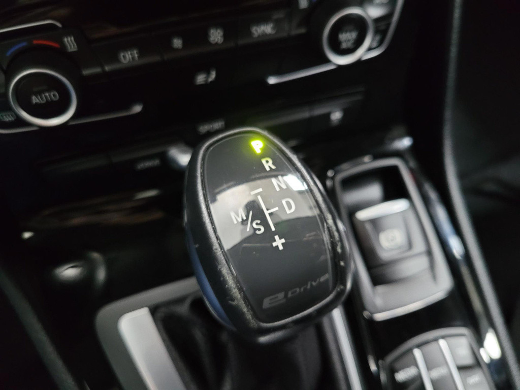 BMW 2-serie active tourer 225xe iperformance centennial executive | clima |