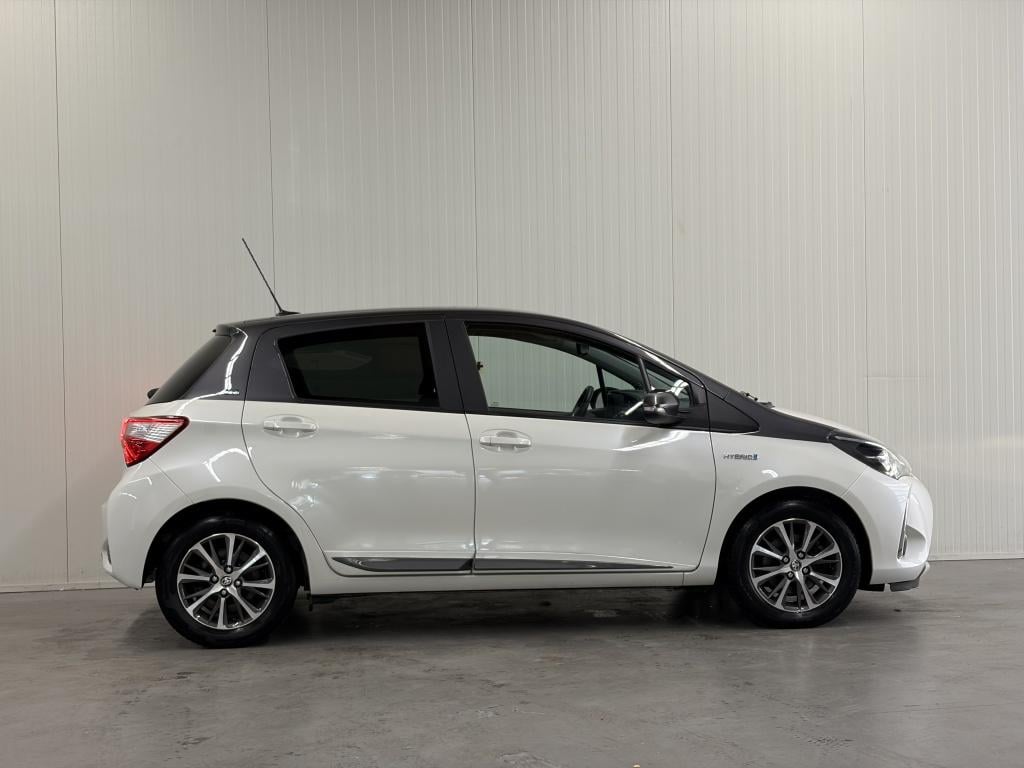Toyota Yaris 1.5 hybrid y20 edition | cruise control | camera | clima