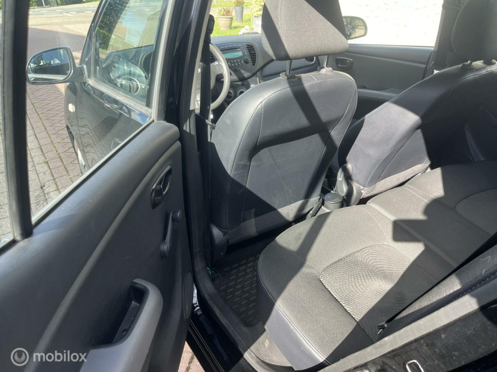 Hyundai I 10 1.1 i-drive in prijs verlaagd