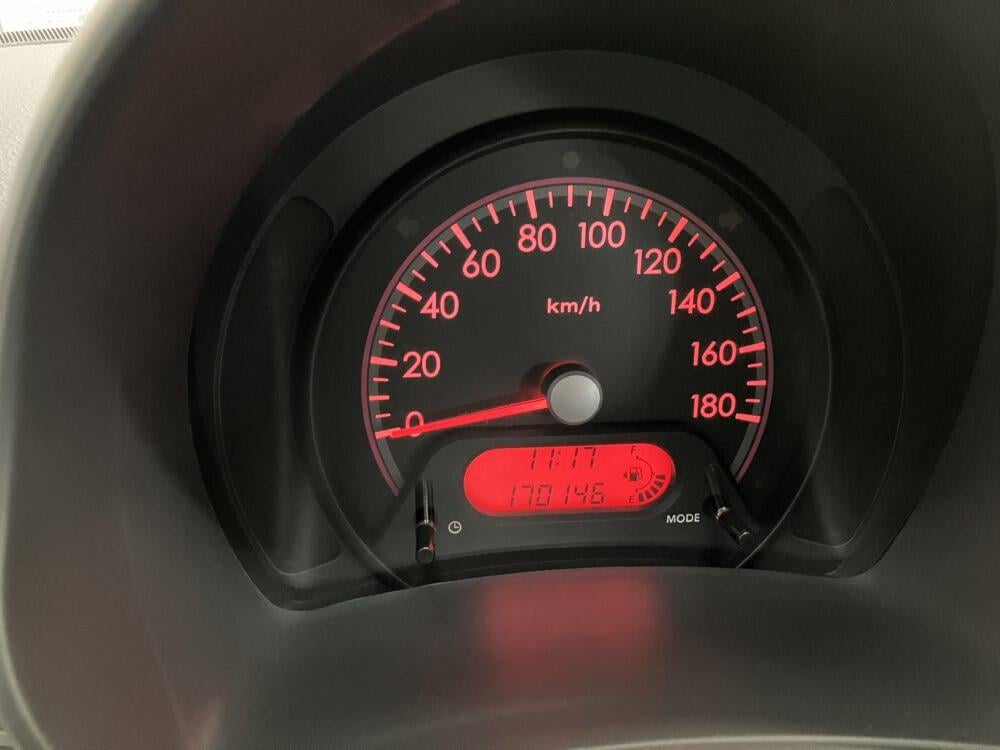 Suzuki Alto 1.0 Silver-line