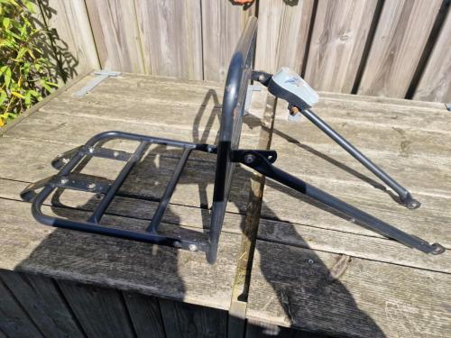 Krat/voor drager fiets zwart