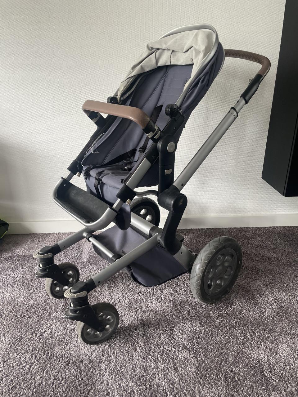 Kinderwagen Jools day 2 compleet