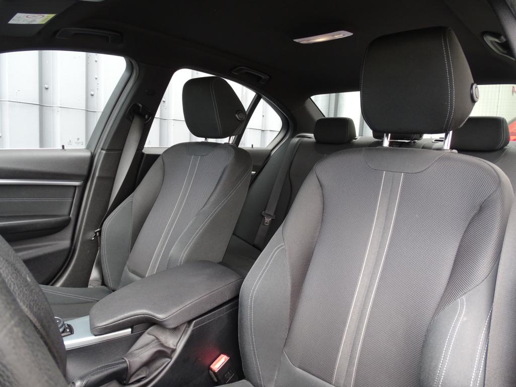 BMW 3-serie 330e