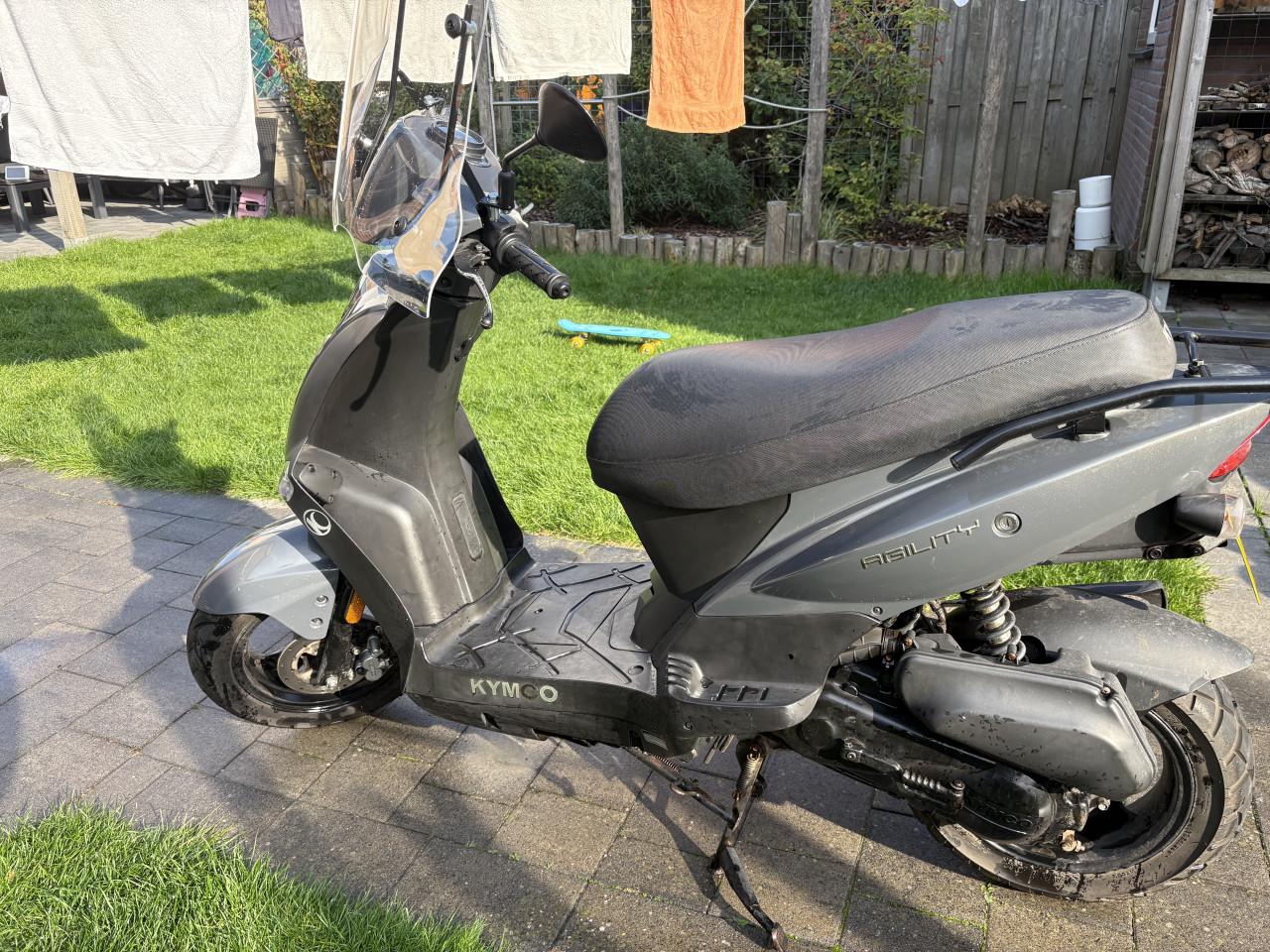 Kymco Agility 50 Scooter - Betrouwbaar en Zuinig