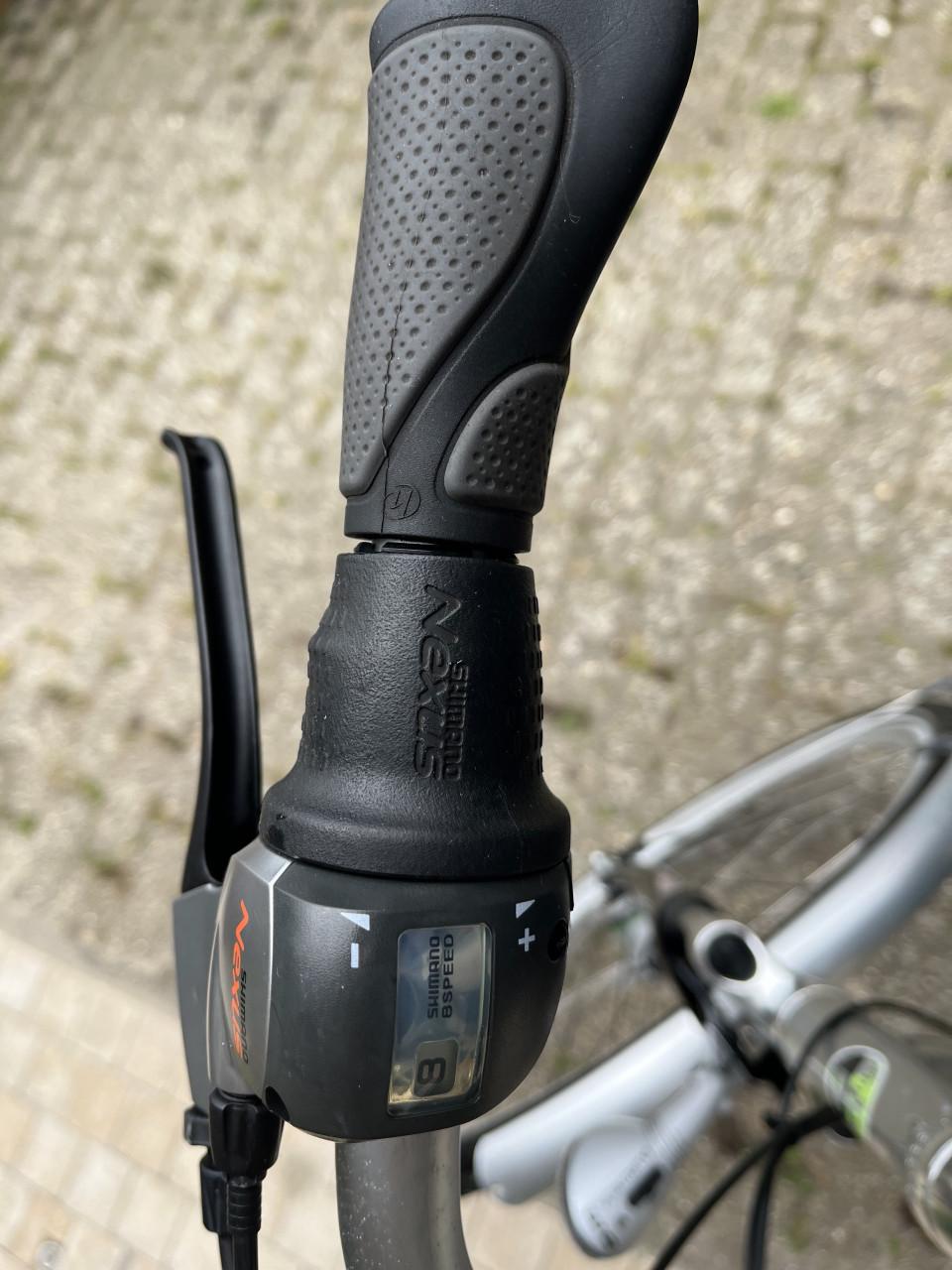 Dames fiets City Star 8 versn trom-rem verlichting Uit de Gazelle familie..