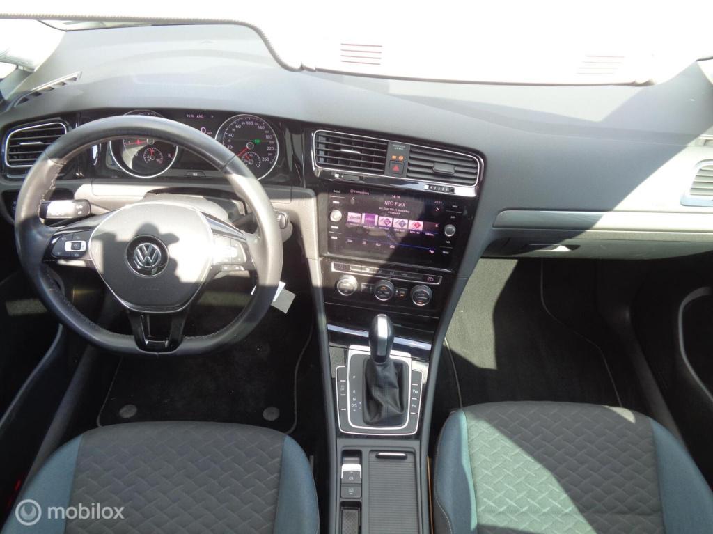 Volkswagen Golf 1.5 tsi iq-drive/airco/ecc/panorama dak/led/navi/carplay/lm