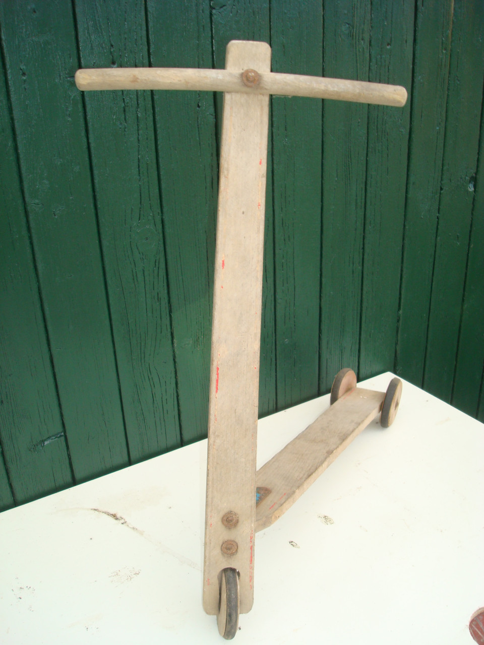 Houten speelgoed step Autopet