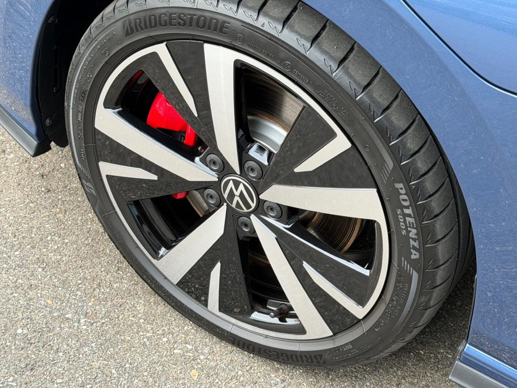 Volkswagen Golf 1.5 ehybrid gte 272pk | black style | trekhaak | iq light |