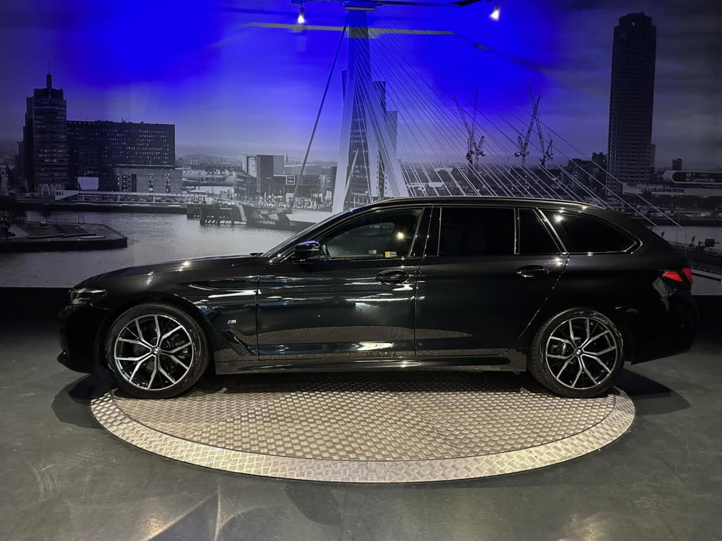 BMW 5 Serie touring 520i high executive m-pakket *camera*leer*