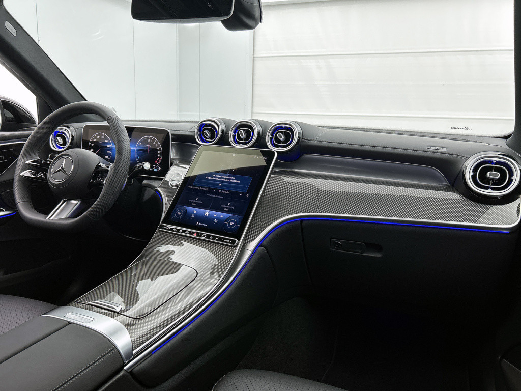 Mercedes-Benz Glc 300e 4matic sport edition | trekhaak | nightpakket | park